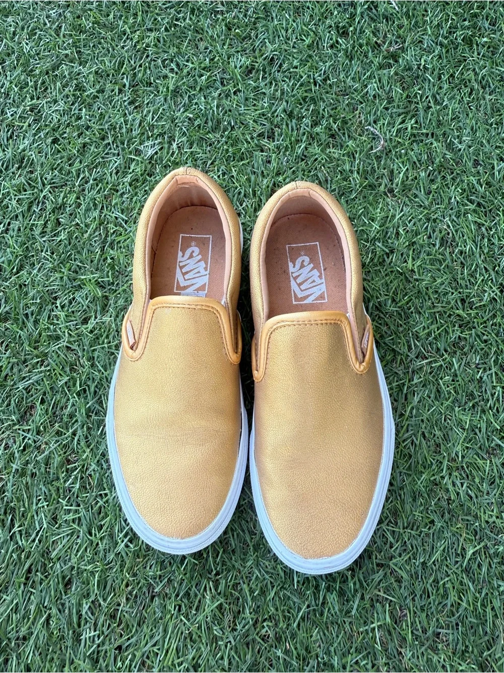 VANS Gold Leather Slip-on Leather Sneakers Sz (7 WM- 5.5 M)